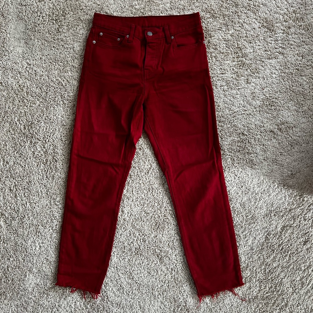 Levi’s wedgie red jeans size 27